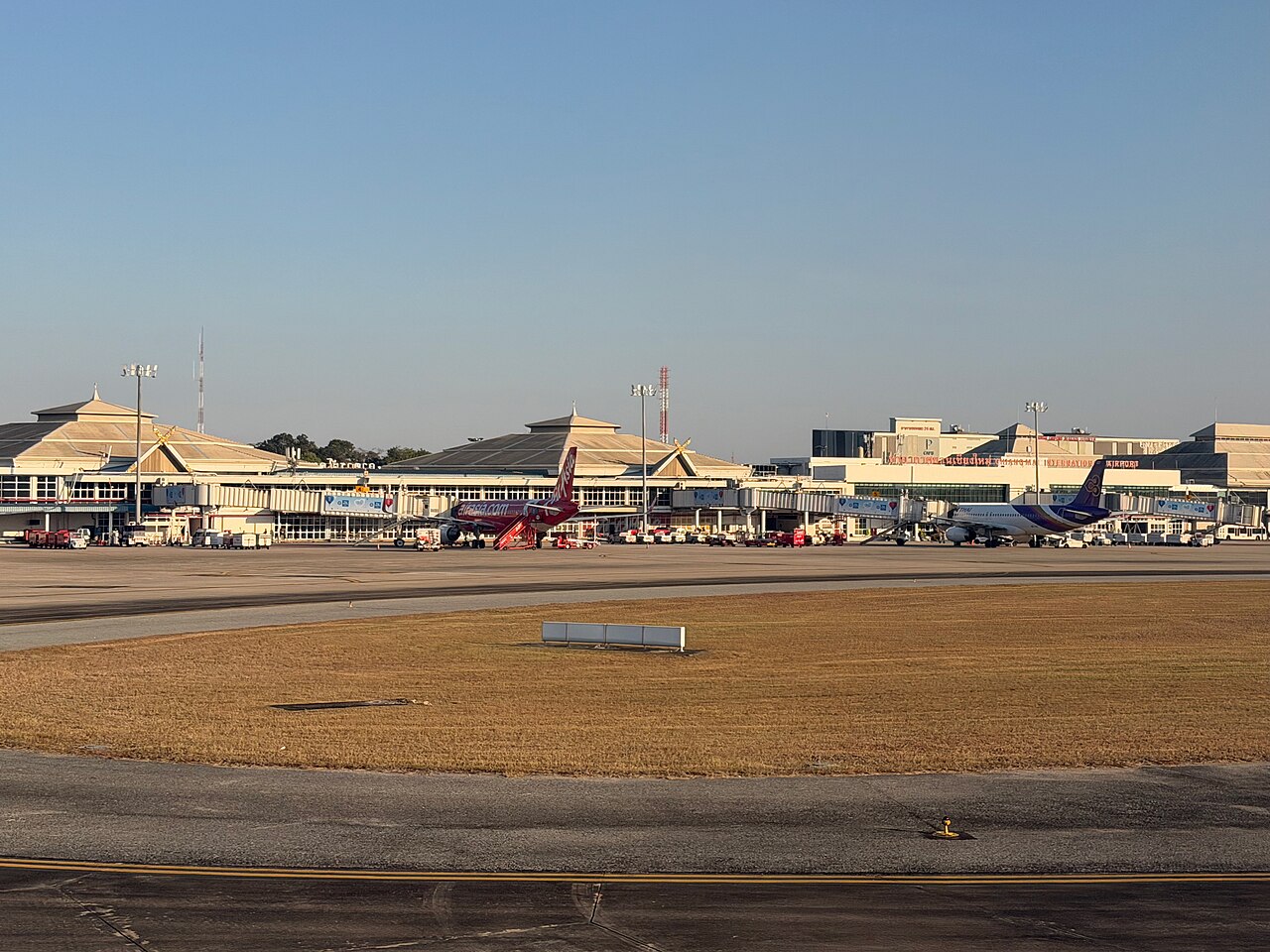Chiang Mai Airport terminal exterior